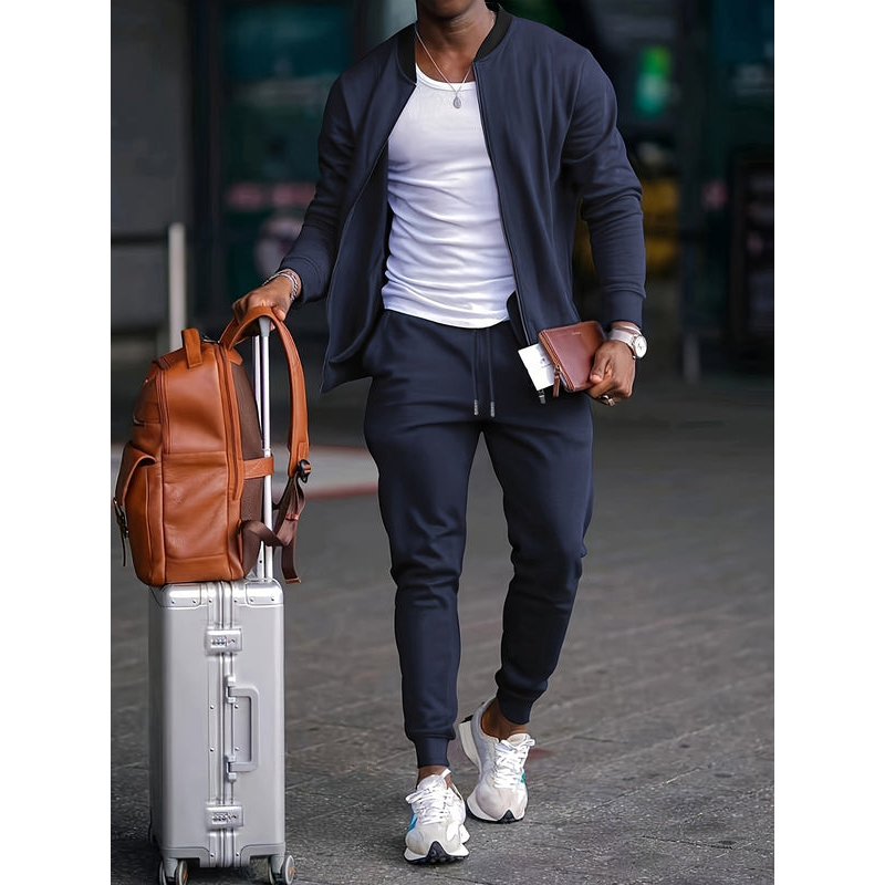 Heren trainingspak – Getailleerd model – Lichtgewicht materiaal – Stijlvolle look