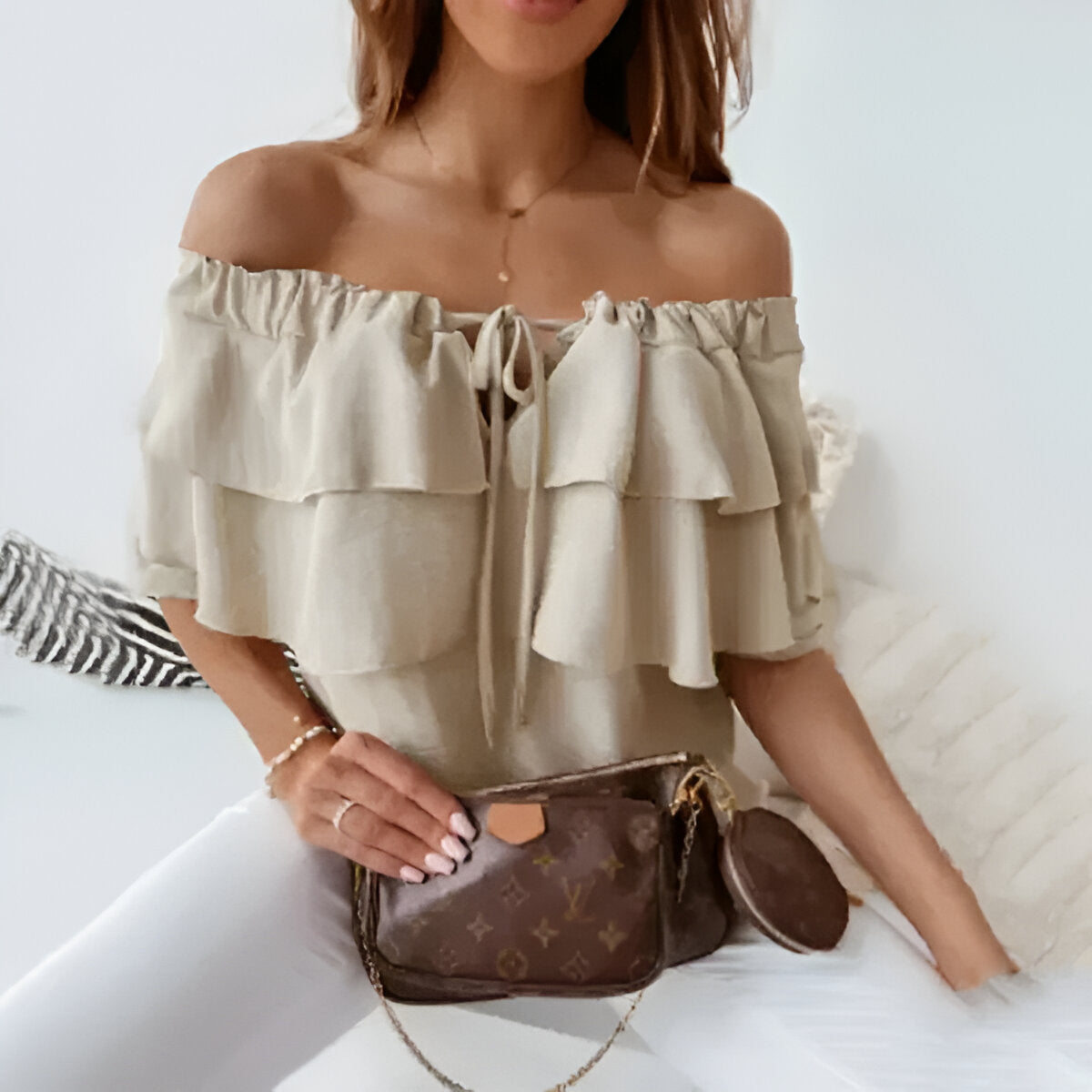 Damesblouse – Off-shoulder – Gerimpeld ontwerp – Lichtgewicht stof