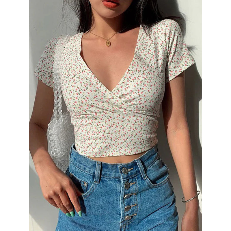 Dames top – zachte stof – vrouwelijke look – korte mouwen