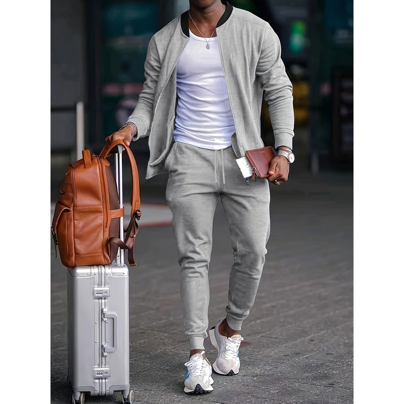 Heren trainingspak – Getailleerd model – Lichtgewicht materiaal – Stijlvolle look