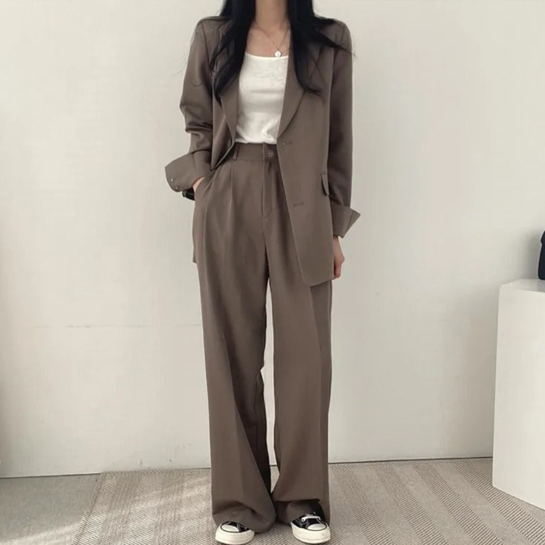 Damesoutfit – 2-delig pak – Comfortabele pasvorm – Professionele stijl