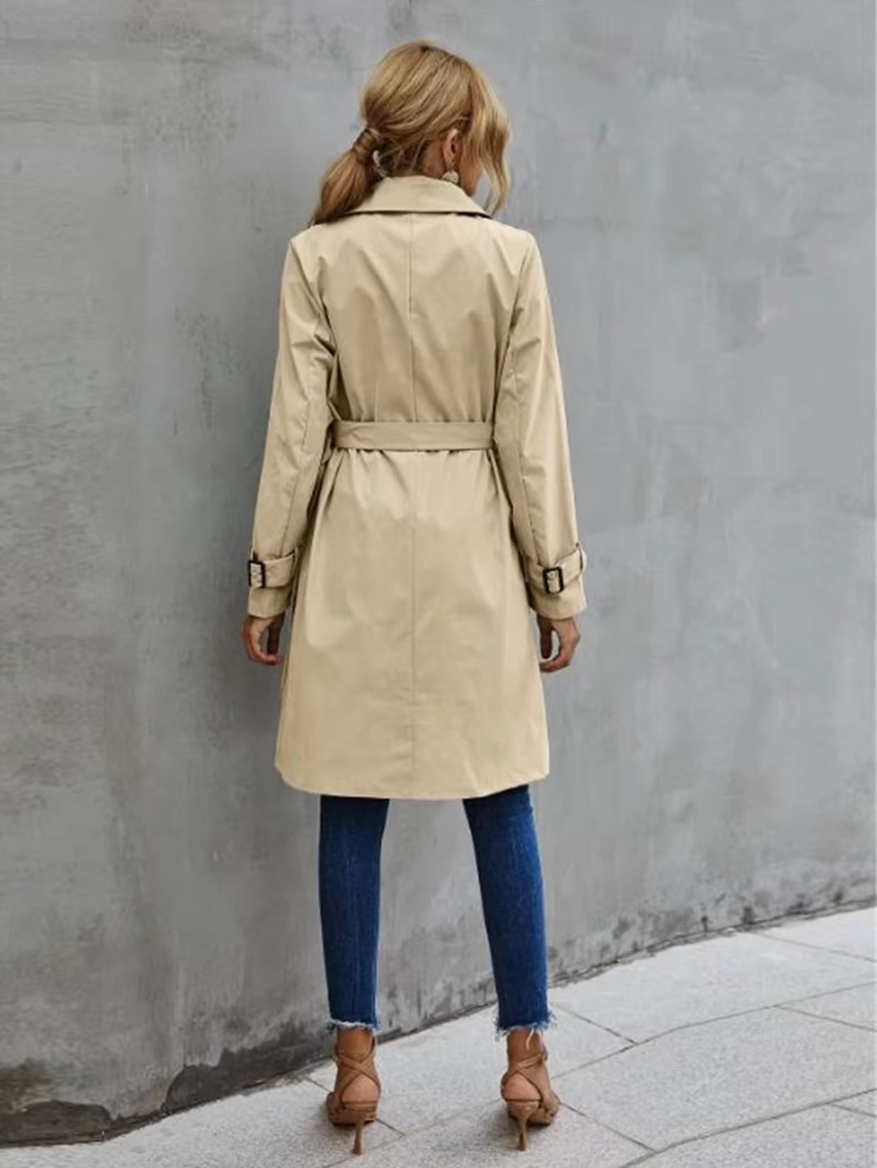 Lange trenchcoat voor dames – Tijdloze stijl – Verstelbare taille – Dubbelrijks