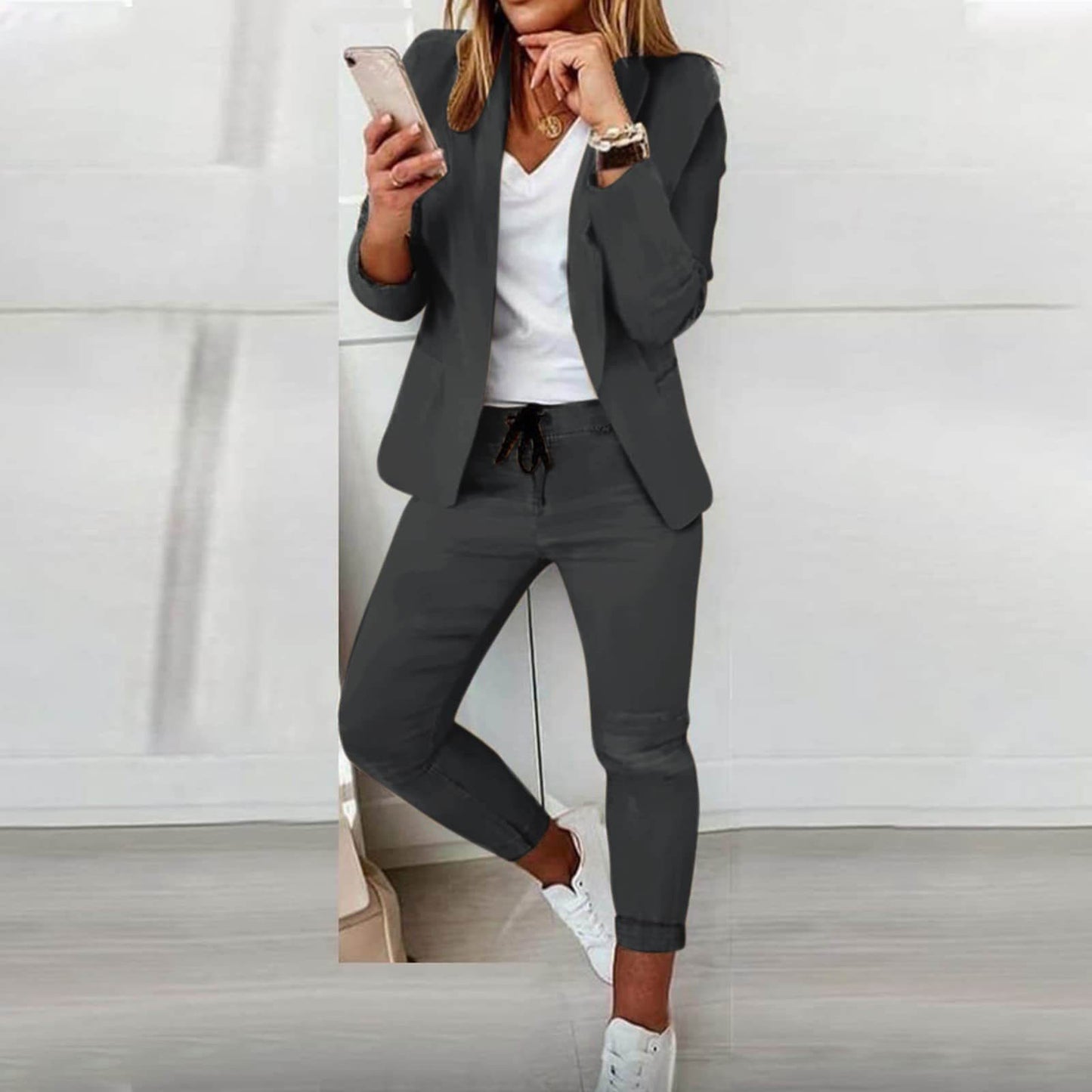 Dames joggingpak – Tweedelige outfit – Verstelbare taille – Ontspannen elegantie