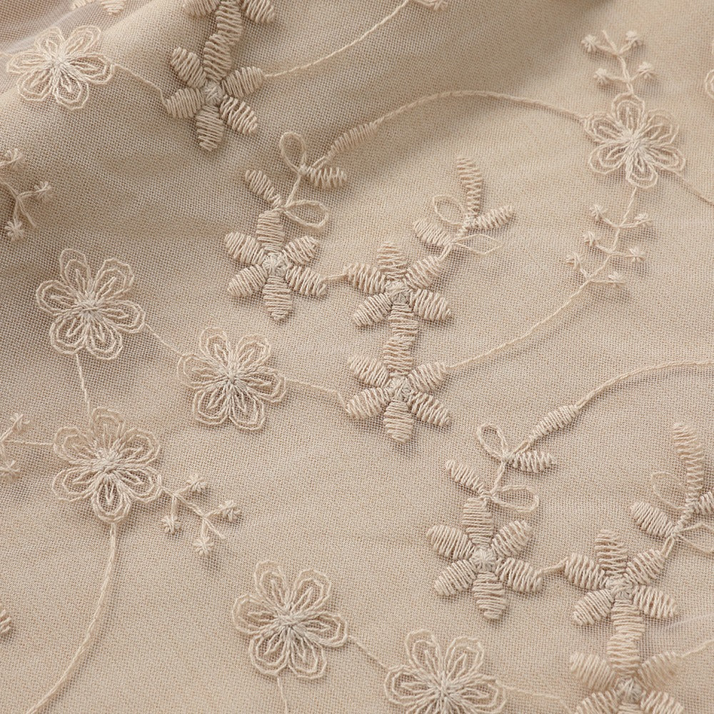 Vintage dirndl in abrikoos met schort – Oktoberfest | Klassieke Wiesn-look in delicate kleuren