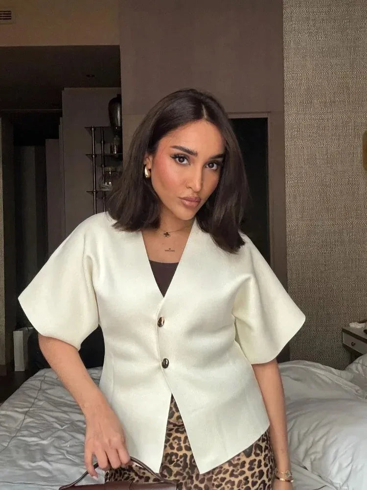 Elegante blouse met V-hals - flatterende pasvorm en tijdloze stijl