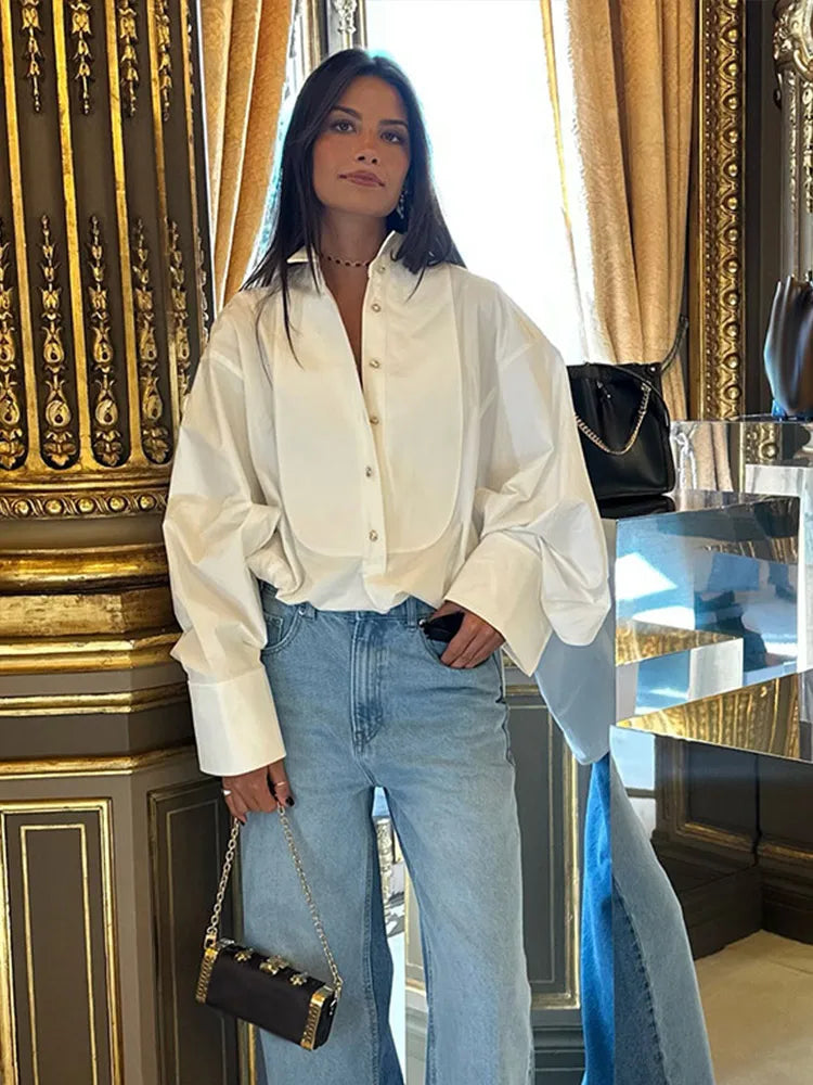 Elegante Getailleerde Blouse - Flatterende Pasvorm & Tijdloos Ontwerp