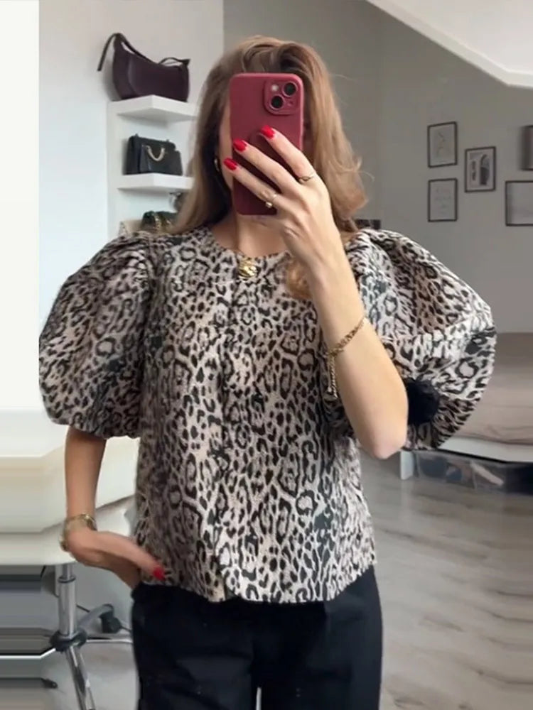 Luchtige damesblouse met pofmouwen - Stijlvolle damesblouse voor elke gelegenheid