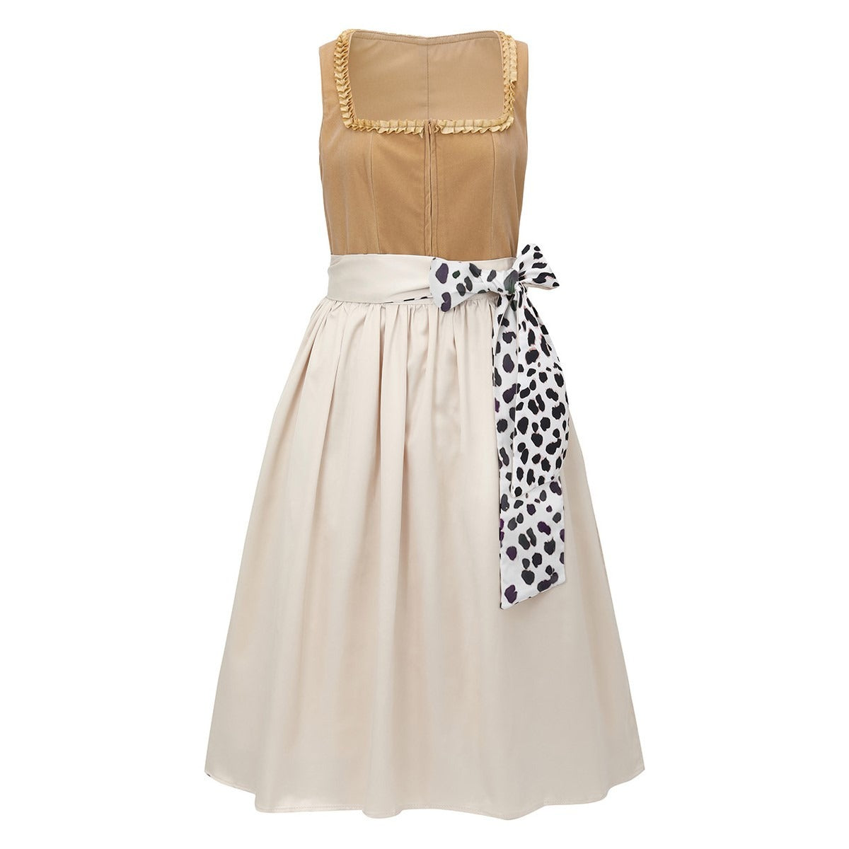 Dirndl met luipaardprint in kaki – Oktoberfest | Een wild statement in moderne traditionele stijl