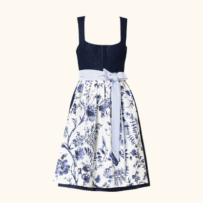Dirndljurk met blauw bloemenpatroon – Oktoberfest | Romantische klederdracht met schort