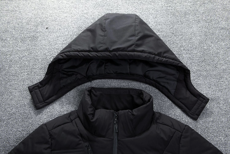 Winterjas voor heren – Met capuchon – Diepe isolatie – Modern ontwerp