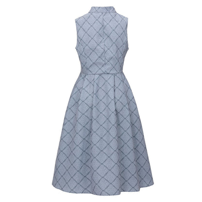 Grijze elegante dirndljurk – Oktoberfest | Stijlvolle traditionele jurk met schort voor feestelijke gelegenheden