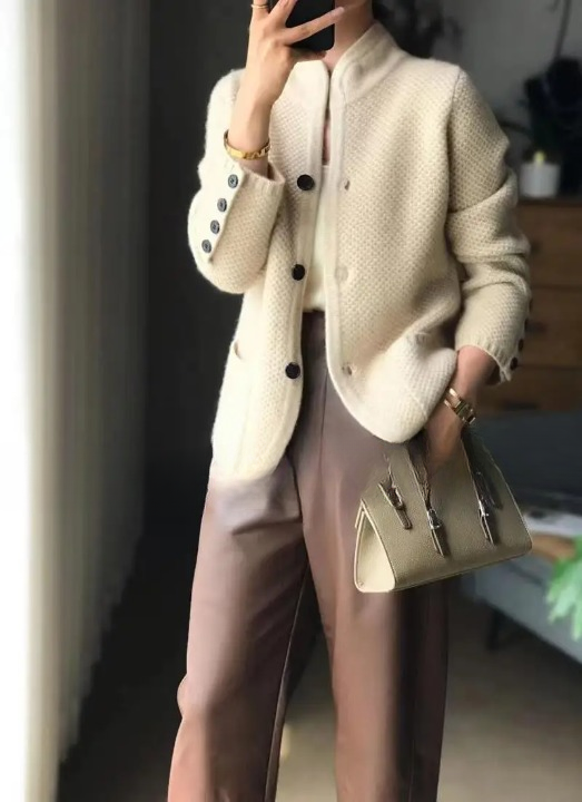 Tessa | Damesjas van puur, zacht wol-mix