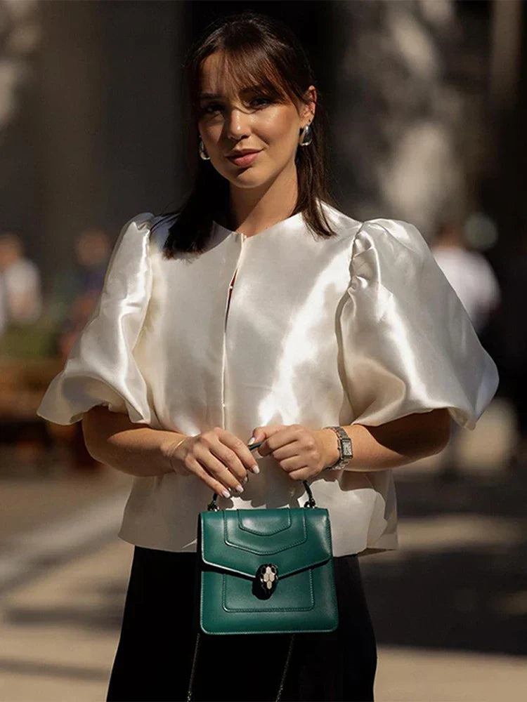 Anna Elegante Blouse met Klokmouwen